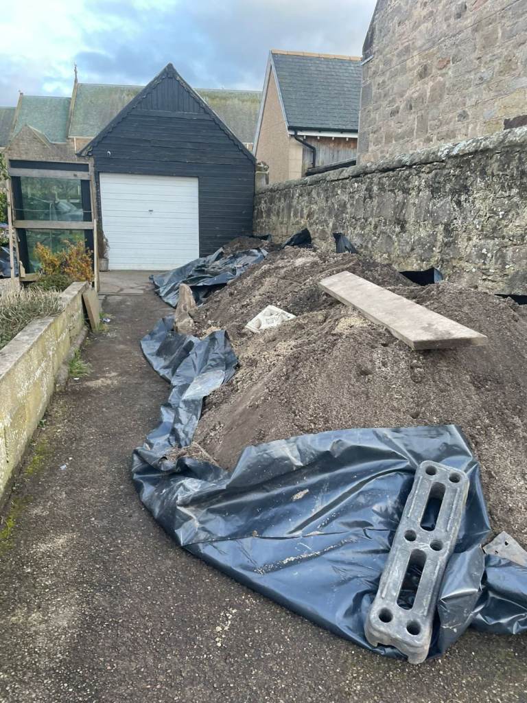 Garden topsoil and rubble free to collect