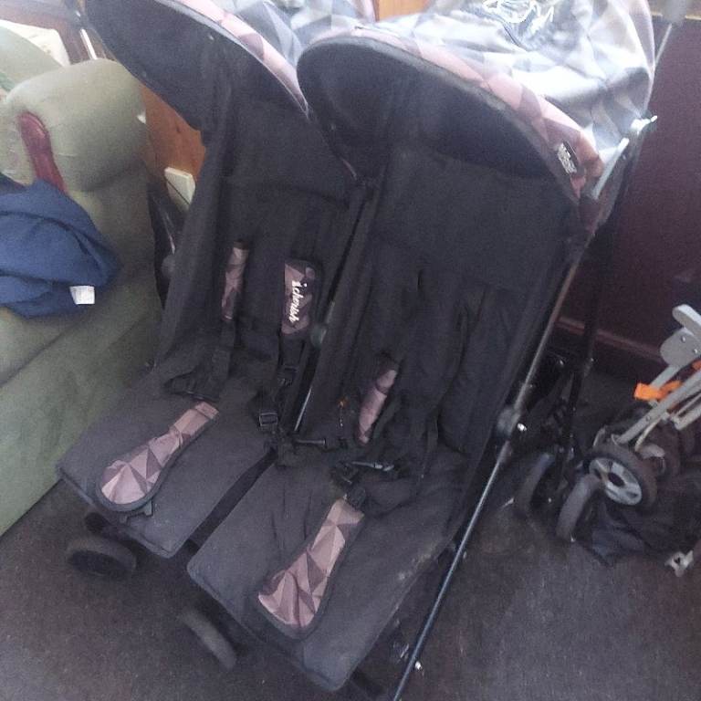 Double push chair 