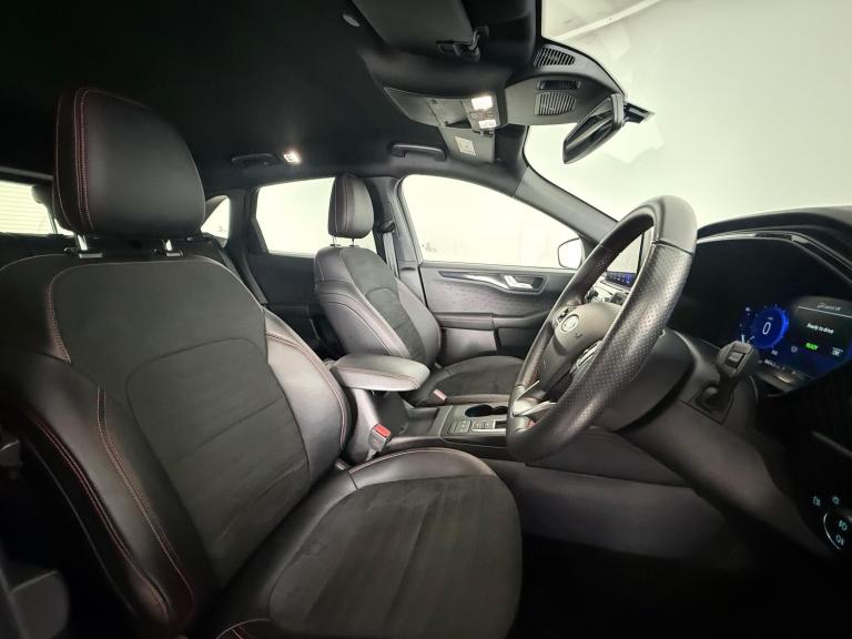 2021 Ford Kuga 2.5 EcoBoost Duratec 14.4kWh ST-Line CVT Euro 6 (s/s) 5dr HATCHBACK Petrol/Electri...