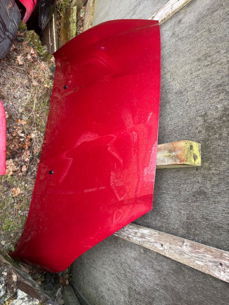 Ford fiesta mk7 bonnet