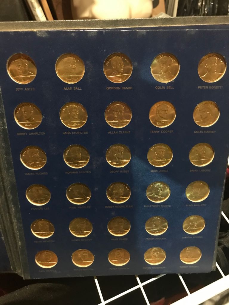 The Franklin mint 1970 England World Cup coin collection (bronze)
