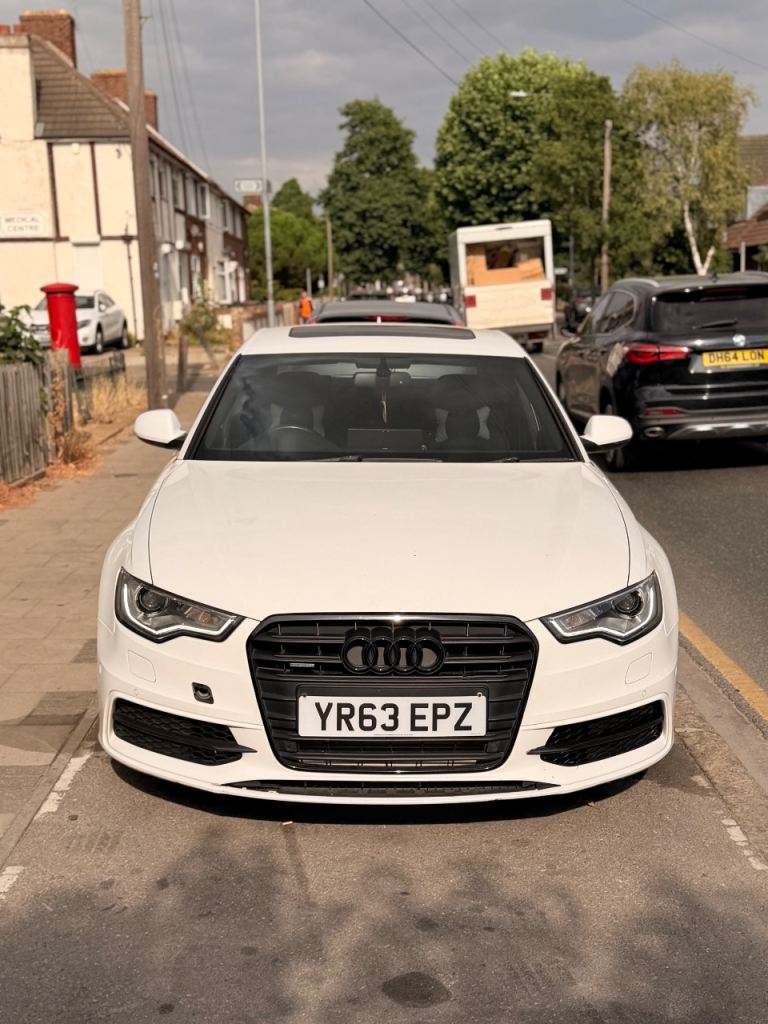Audi, A6, Saloon, 2013, Semi-Auto, 2967 (cc), 4 doors