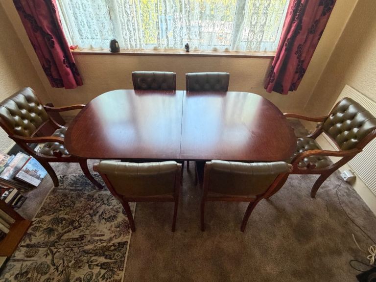 Vintage Beresford & Hicks Regency-style Mahogany Extending Dining Table & 6 Chesterfield Chairs