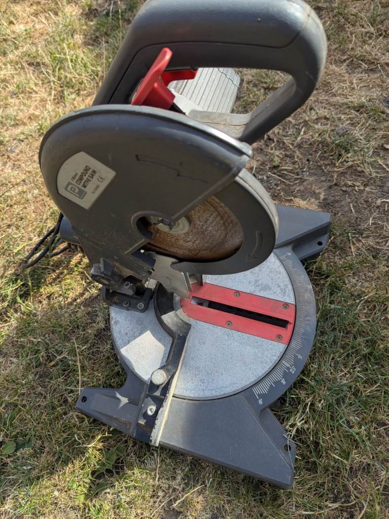 PP 750W 190MM BLADE COMPOUND MITRE SAW IN GOOD WORKING ORDER + CAN BE SEEN WORKING BUT AS SHOWN