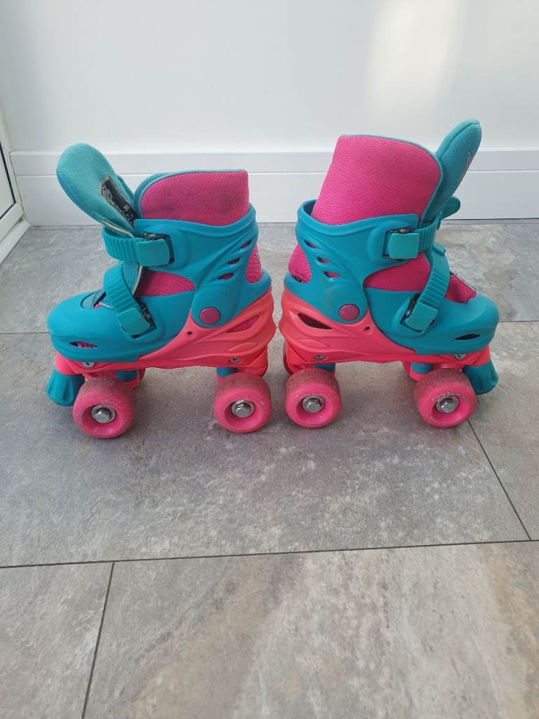 Xootz Adjustable Quad Skates Kids size 9-12