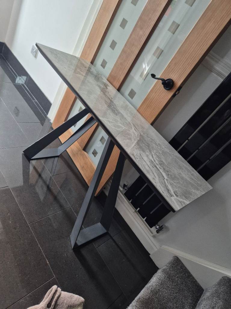 Modern Grey Console Table with Metal Legs – As Good As New