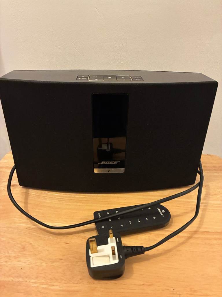 BOSE SoundTouch 20 Series III Wireless Music System - Black