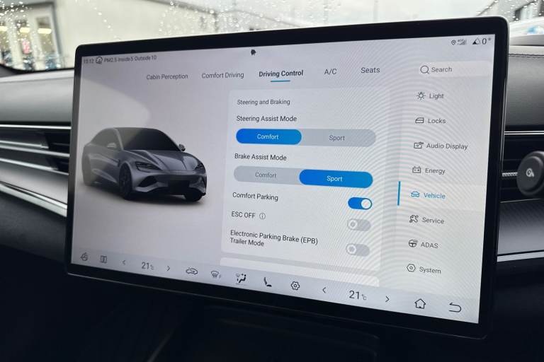 2025 BYD Seal 82.5kWh Excellence Auto AWD 4dr Saloon Automatic