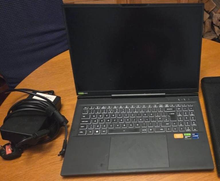 Custom built gaming Laptop with cooling stand