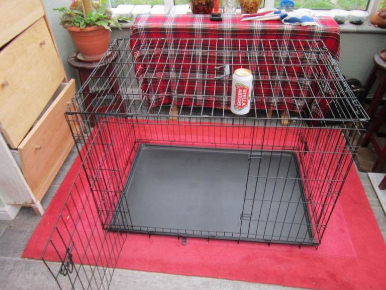DOG CRATE LARGE  110cm x 70 x 70cms