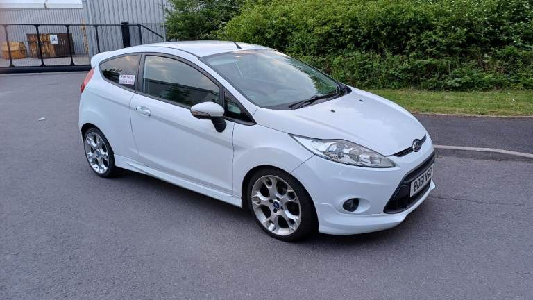 Ford, FIESTA, Hatchback, 2012, Manual, 1596 (cc), 3 doors