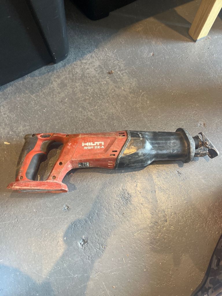 Hilti SR 22-A Reciprocating Saw – Fair Condition
