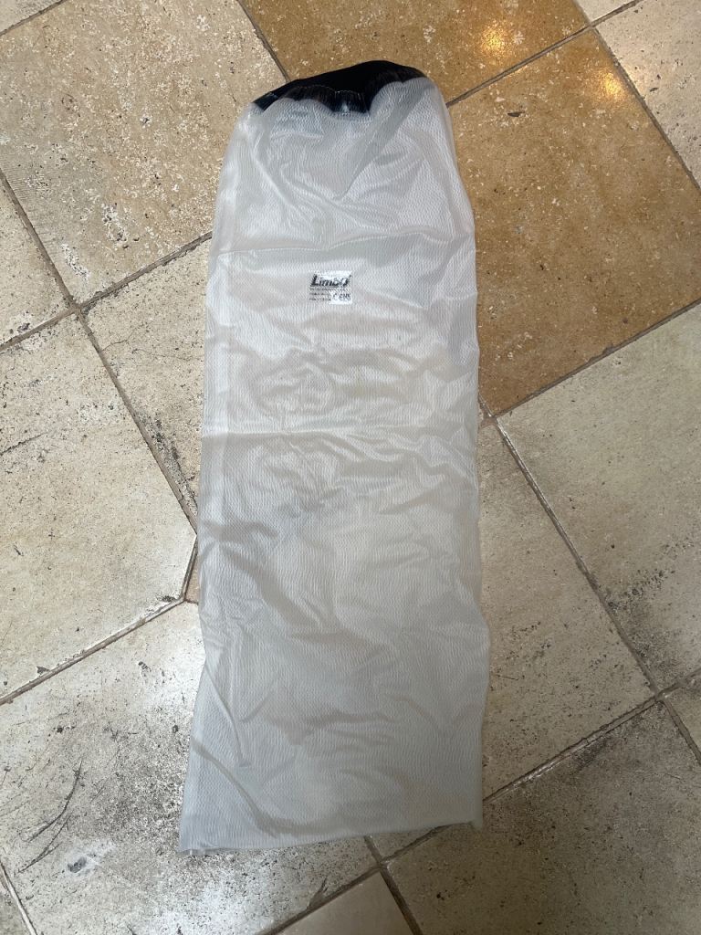 Limbo Waterproof Cast Protector