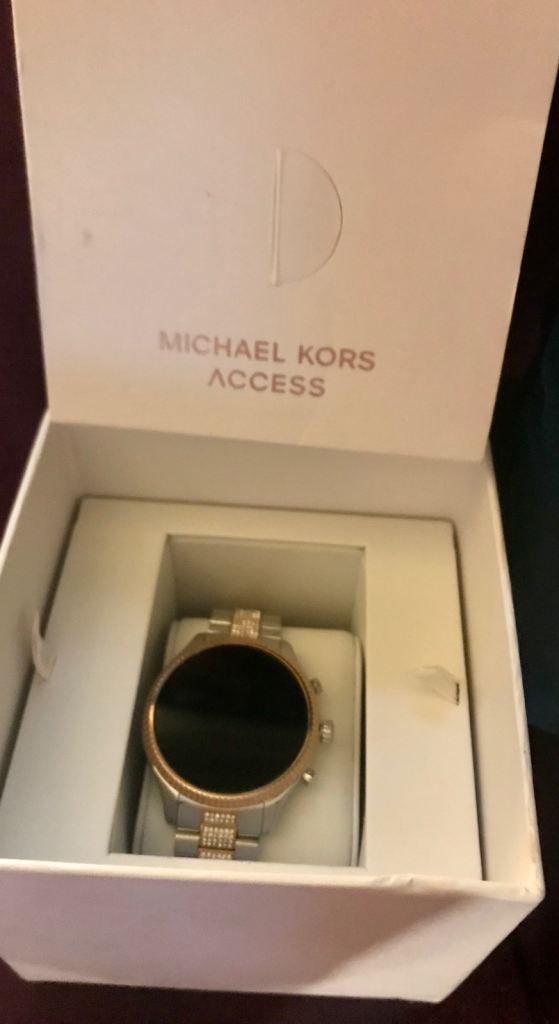 Michael Kors Access Smartwatch – Gold, As Good As New