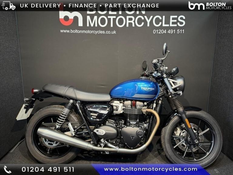 Triumph Bonneville Street Twin Motorcycle Blue 1377 miles