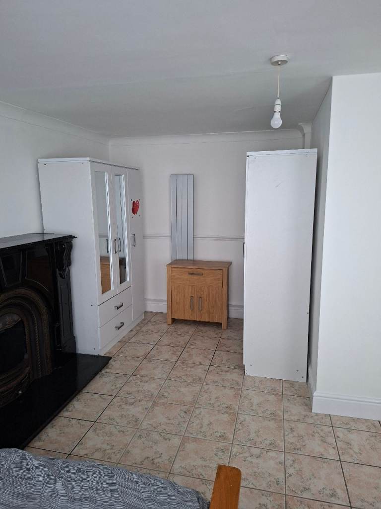 Room to rent