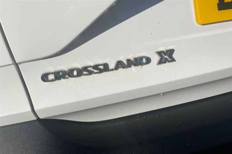 2019 Vauxhall Crossland X 1.2T ecoTec [110] SE 5dr [6 Speed] [S/S] HATCHBACK PETROL Manual