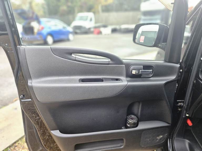 2007 Nissan serena automatic 