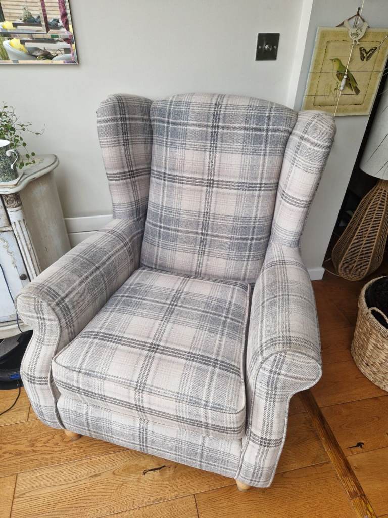 Next wing chair