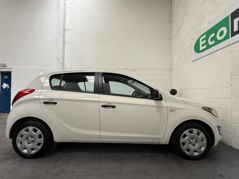 2014 Hyundai i20 1.2 Classic Euro 5 5dr HATCHBACK Petrol Manual