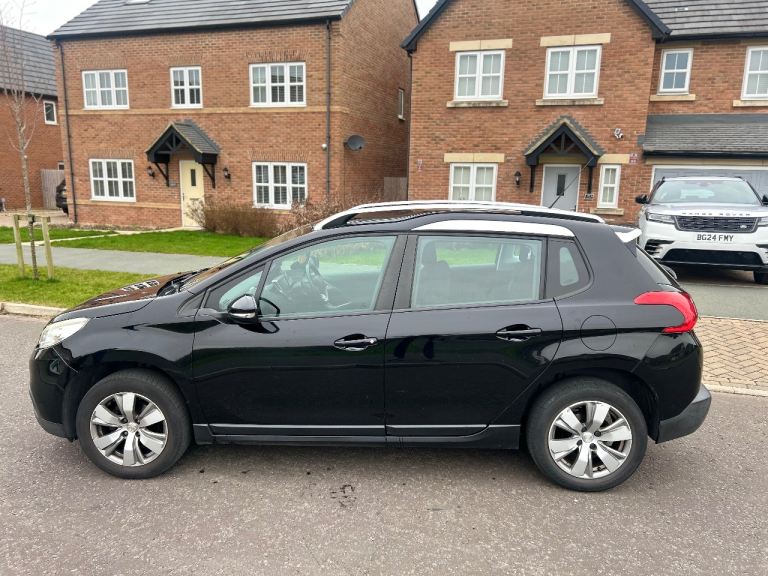 Peugeot, 2008, Hatchback, 2016, Manual, 1199 (cc), 5 doors