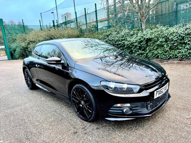 2012 Volkswagen Scirocco 2.0 TDi BlueMotion Tech R-Line 3dr COUPE DIESEL Manual