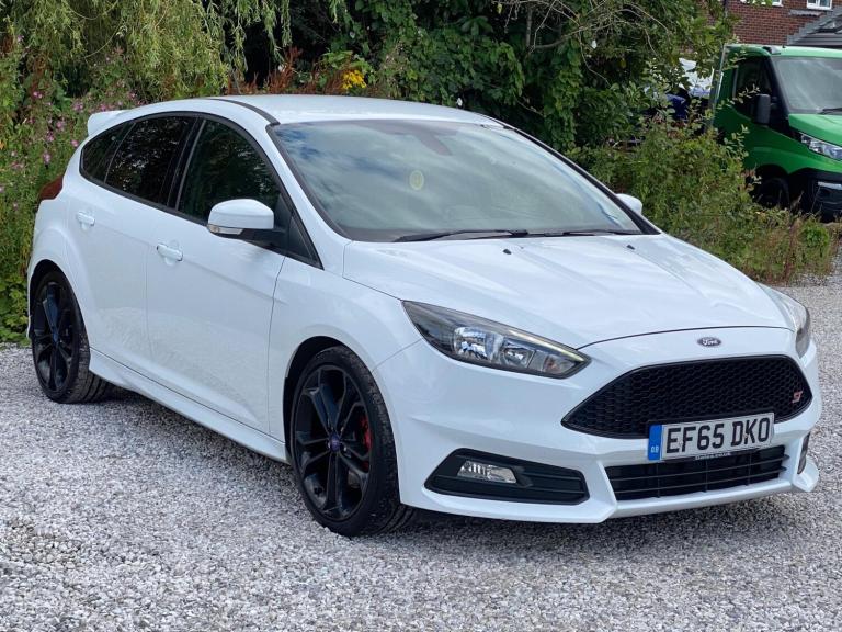 2015 Ford Focus 2.0T EcoBoost ST-2 5dr HATCHBACK PETROL Manual
