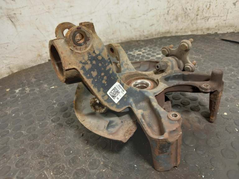Seat Arona Wheel Hub Stub Axle O/S 2017-2026 1.0l Petrol Front Rh | in ...