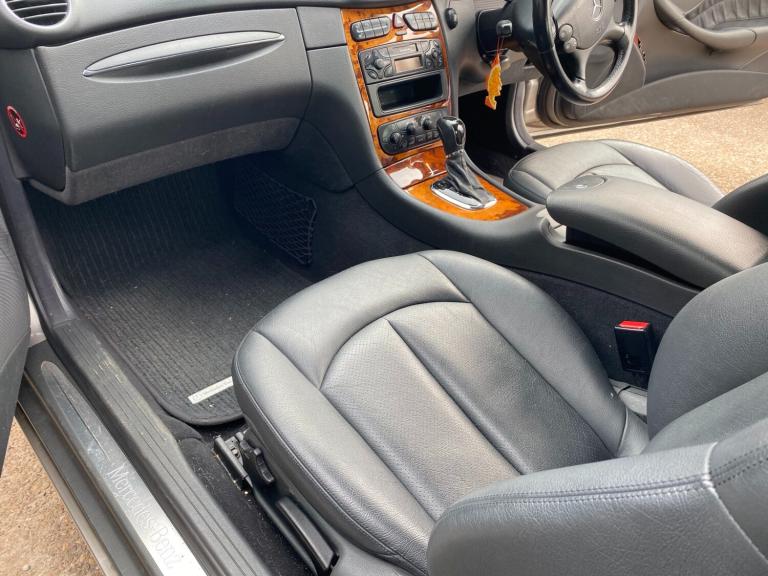 2003 Mercedes-Benz CLK 240 Avantgarde 2dr [2.6] Auto COUPE Petrol Automatic
