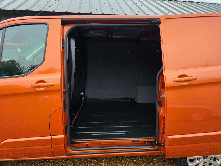 2022 Ford Transit Custom 2.0 EcoBlue 130ps L1 H1 Low Roof Limited Van * NO VAT * PANEL VAN Diesel...