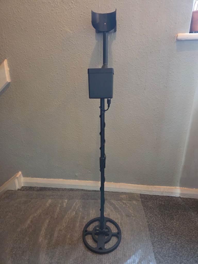 image for Metal Detector with Pin Pointer