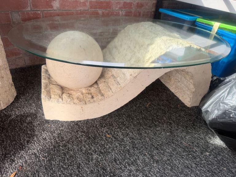 Stone coffe table and stand 