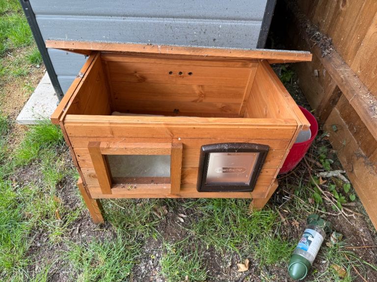 Cat house 