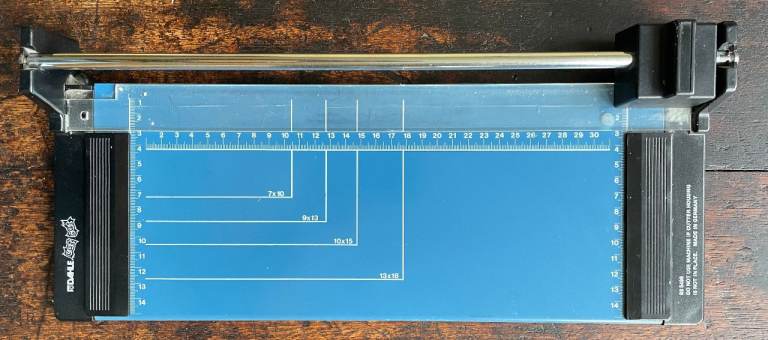 Dahle 507 A4 Rotary Paper Trimmer Cutter Guillotine
