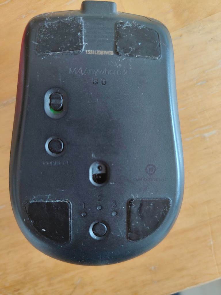 Logitech Wireless Mouse anywhere 2– Black, Fair Condition