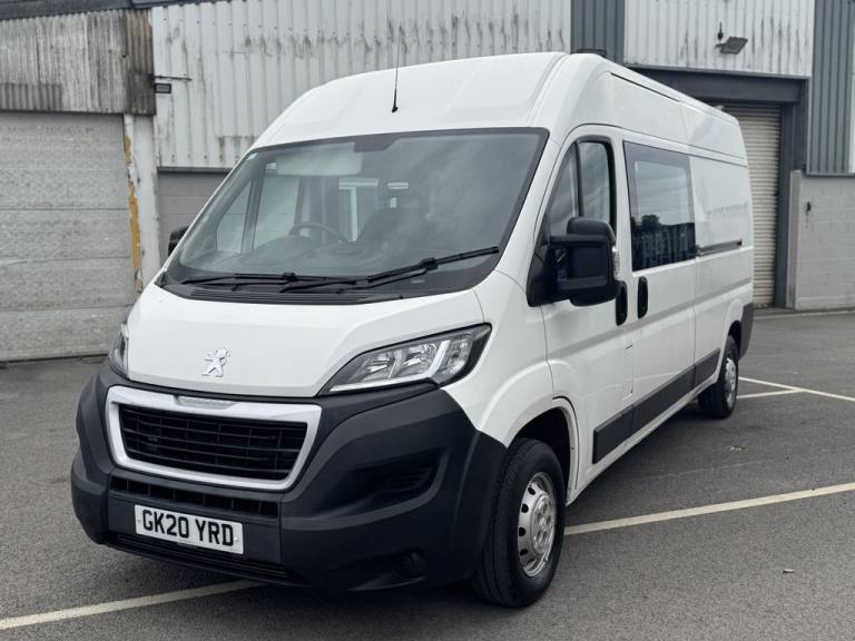 2020 Peugeot Boxer 2.0 BlueHDi 335 Built for Business Professional Crew Van 5dr Diesel Manual  PA...