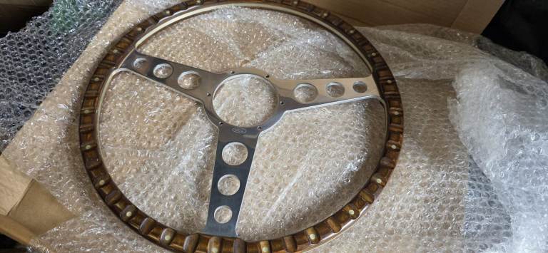 VW BAywindowWoodrim Steering Wheel and engraved boss