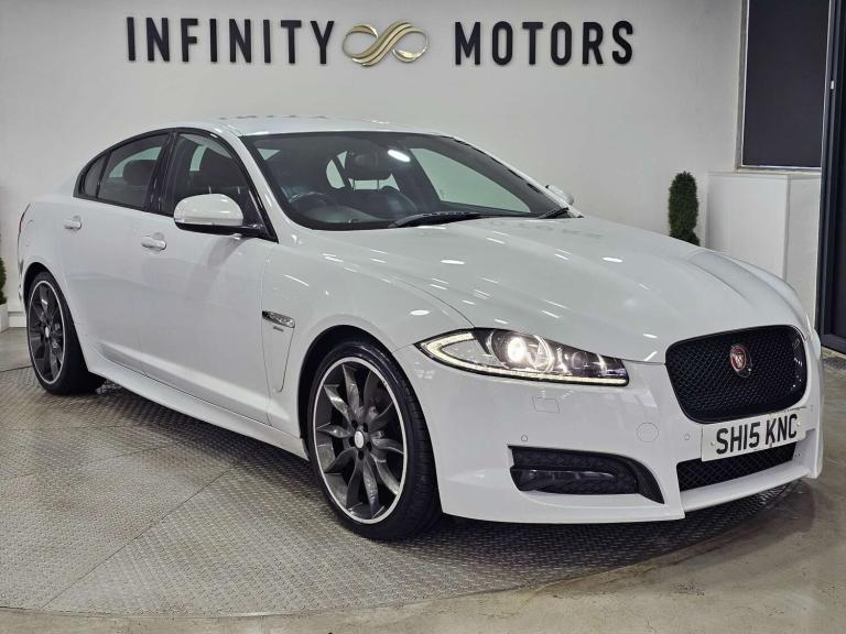 2015 Jaguar XF 2.2 XF R-Sport Black D Auto 4dr Saloon Diesel Automatic