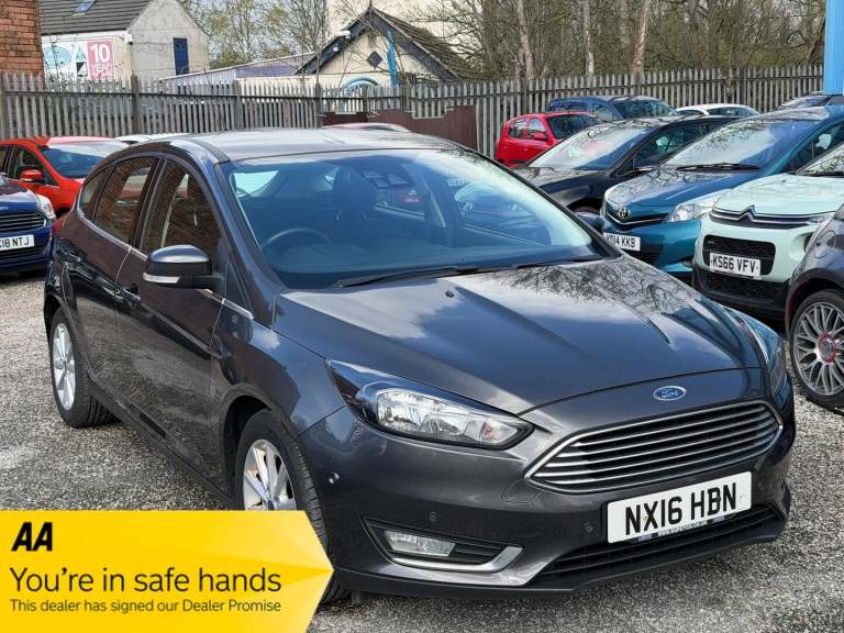 2016 Ford Focus 1.0T EcoBoost Titanium Euro 6 (s/s) 5dr HATCHBACK Petrol Manual