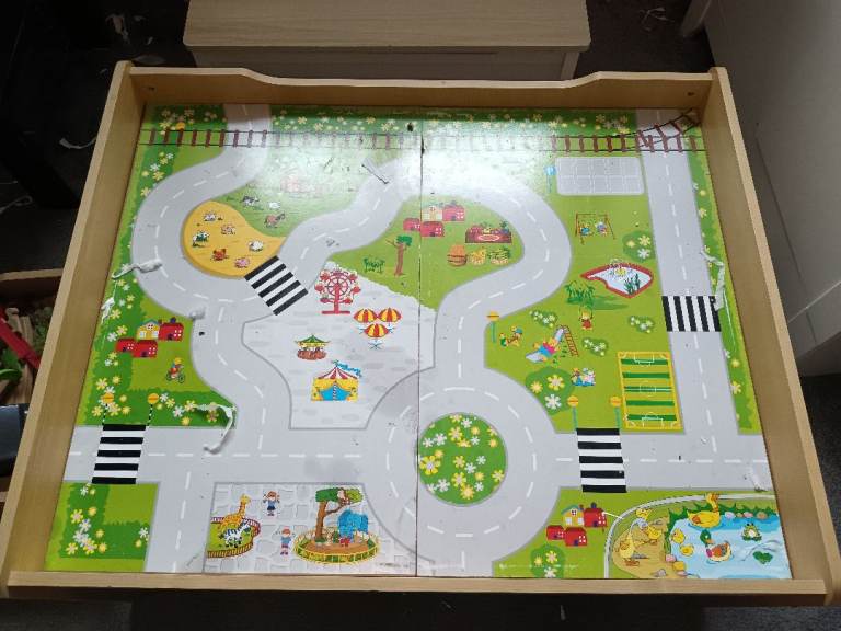 Kids wooden train set 