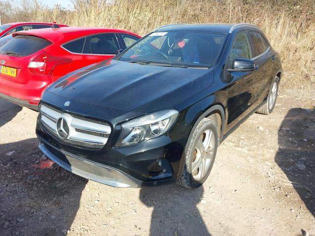 2015 MERCEDES BENZ GLA200 SPO BREAKING SPARES AIRBAG LEATHER SEATS ALLOY DOORS AXLE HUBS CORNERS