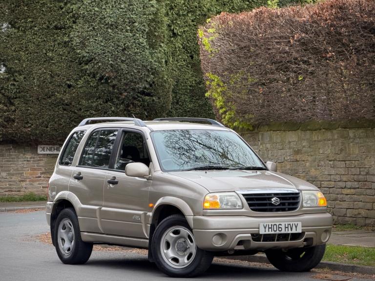 SUZUKI GRAND VITARA 2.0 AUTOMATIC 4WD + GEN 19K MILES + 1OWNER + AC + 2KEYS +CLN