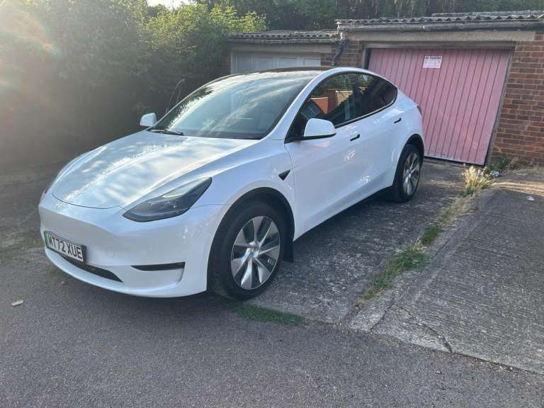 Tesla, MODEL Y, MPV, 2022, Other, 1 (cc), 5 doors