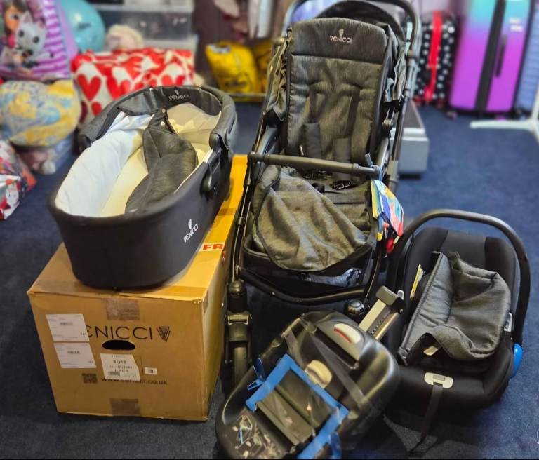 Venicci Travel Pram Set