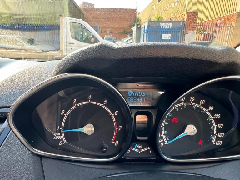 2012 Ford Fiesta 1.6 Titanium 5dr Powershift HATCHBACK Petrol Automatic