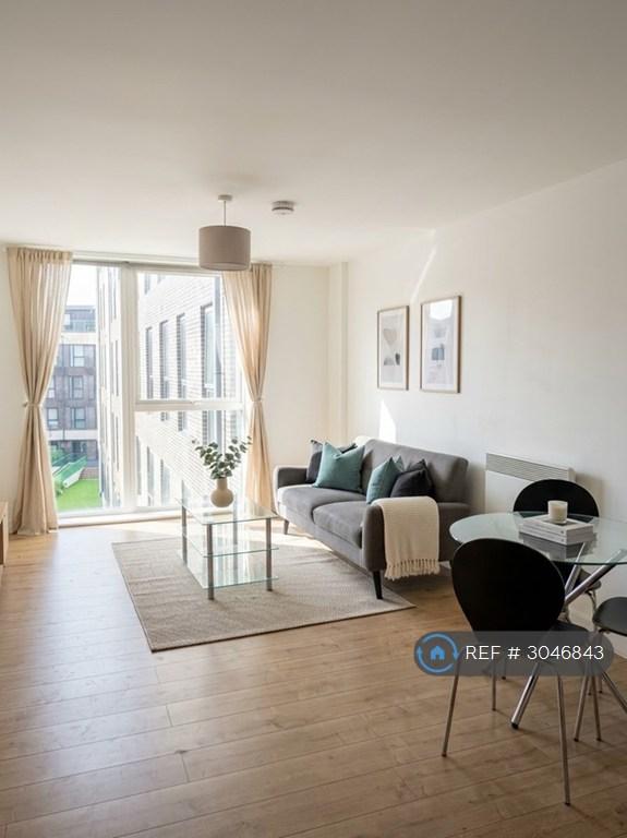 2 bedroom flat in Bridgewater Point, Salford, M5 (2 bed) (#3046843)