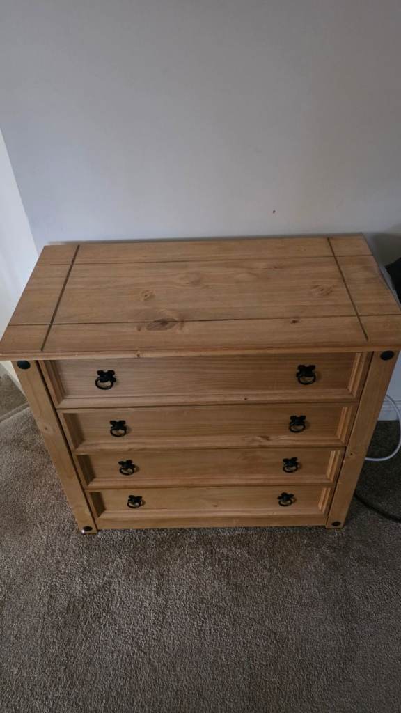 Wooden Chest of drawers 