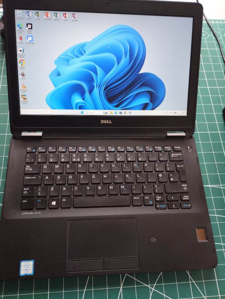 Dell Laptop 16GB RAM, Windows 11, FULL Microsoft Office. i5, 256GB SSD, HDMI, WebCam