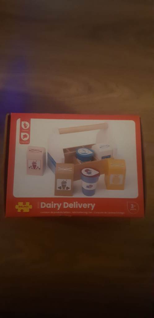 BigJigs Toy Dairy Delivery NEW 