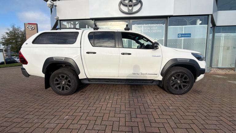 2025 Toyota Hilux Diesel Invincible X D/Cab Pick Up 2.8 Hybrid 48V Auto Double Cab Pick-up Diesel...